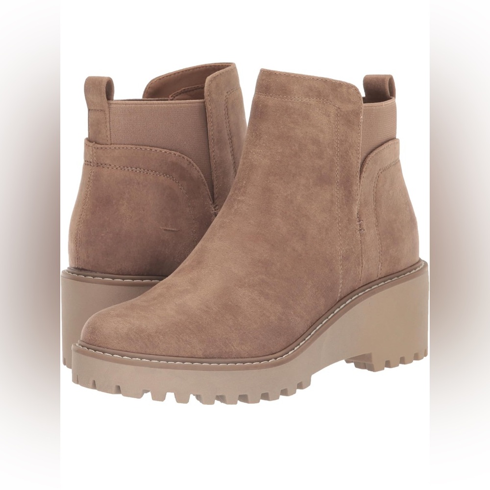 🆕 Dolce Vita Women's Tan Ankle Boots• Size 7